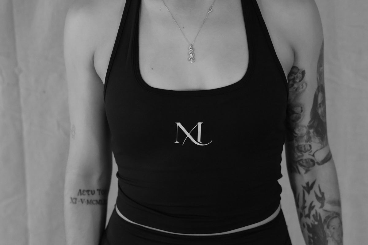 FORM HALTER TOP